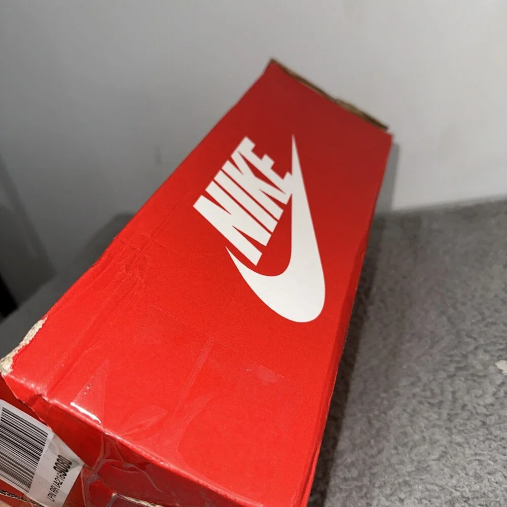 *NEW* Men NIKE VICTORI ONE SLIDES UNIVERSITY RED  Size 6